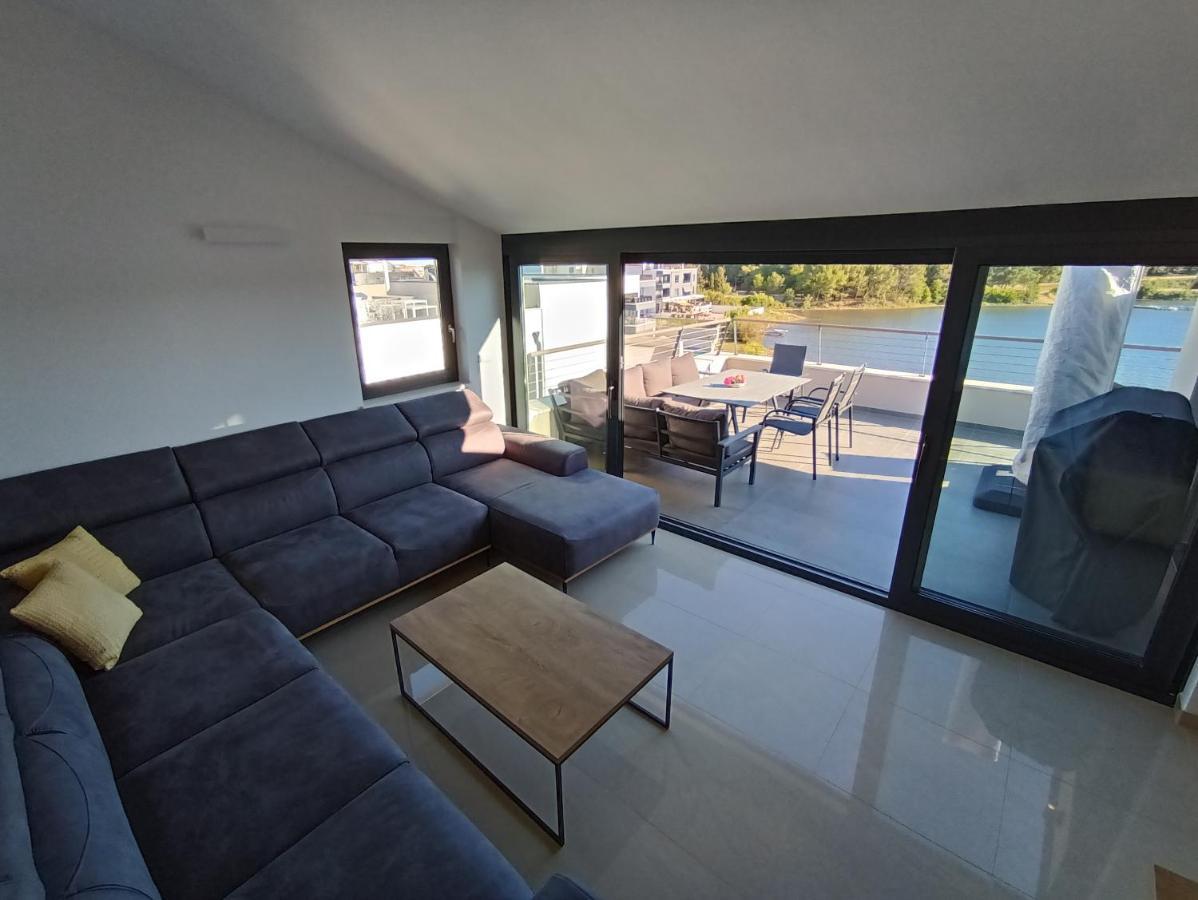 Penthouse Sunset Apartment Medulin Exterior foto